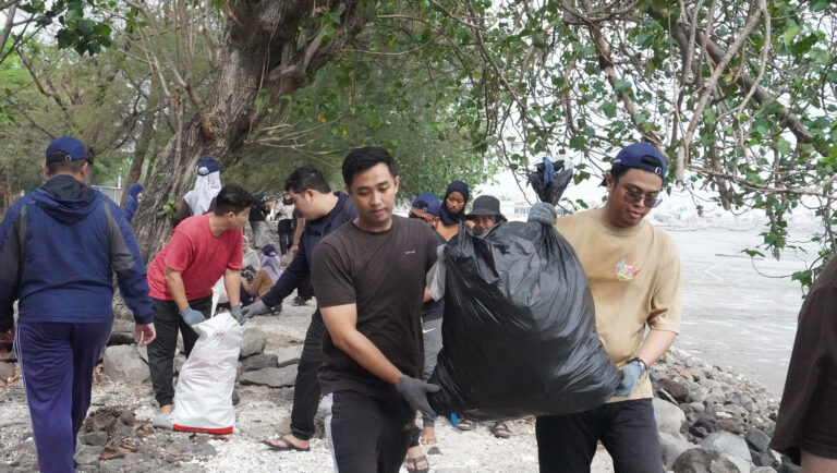 bersihpantai